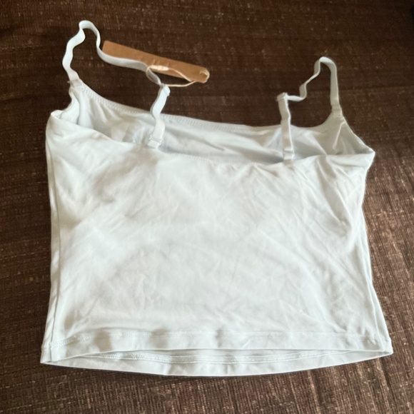 Skims bralette, XS, color Opal with built in shelf bra and adjustable straps - Picture 2 of 3